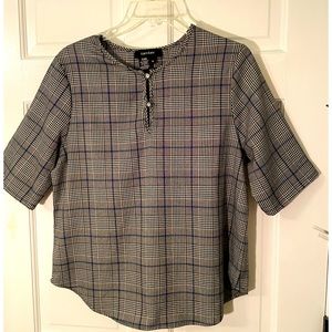 Karen Kane - M - houndstooth black/white w blue stripe